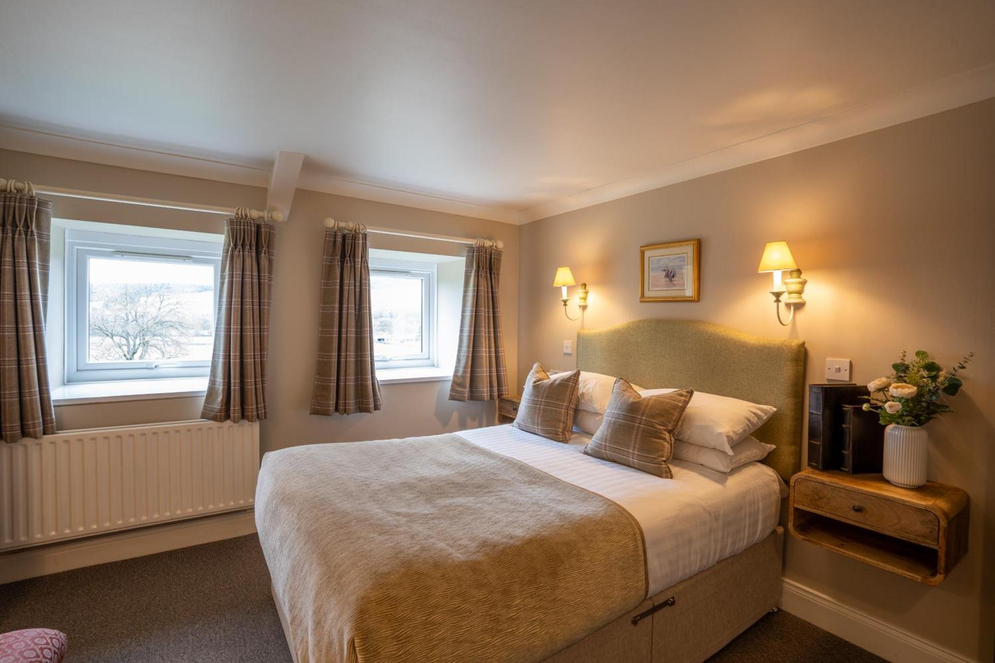 The Pheasant Inn Falstone Екстер'єр фото