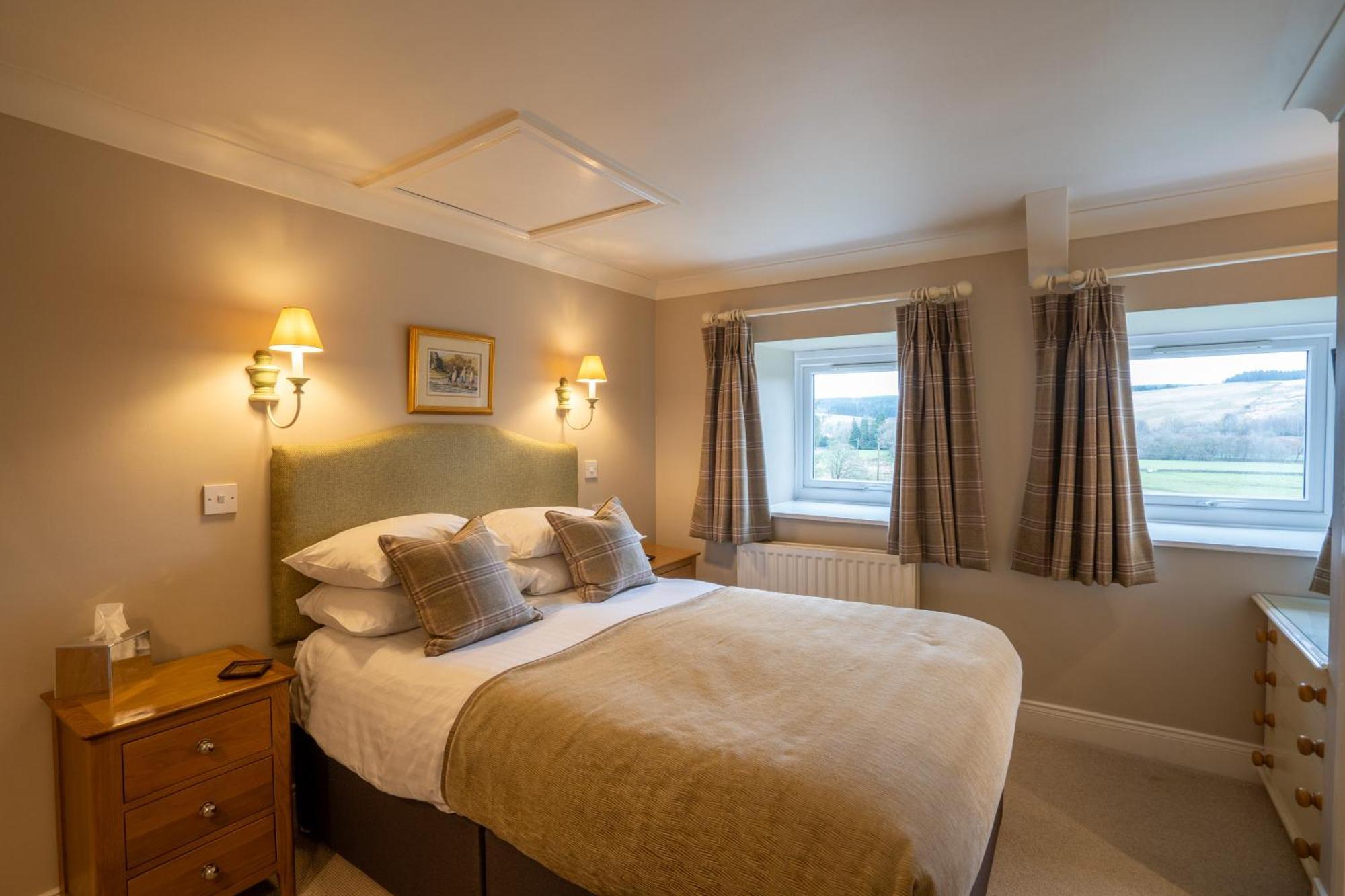 The Pheasant Inn Falstone Екстер'єр фото